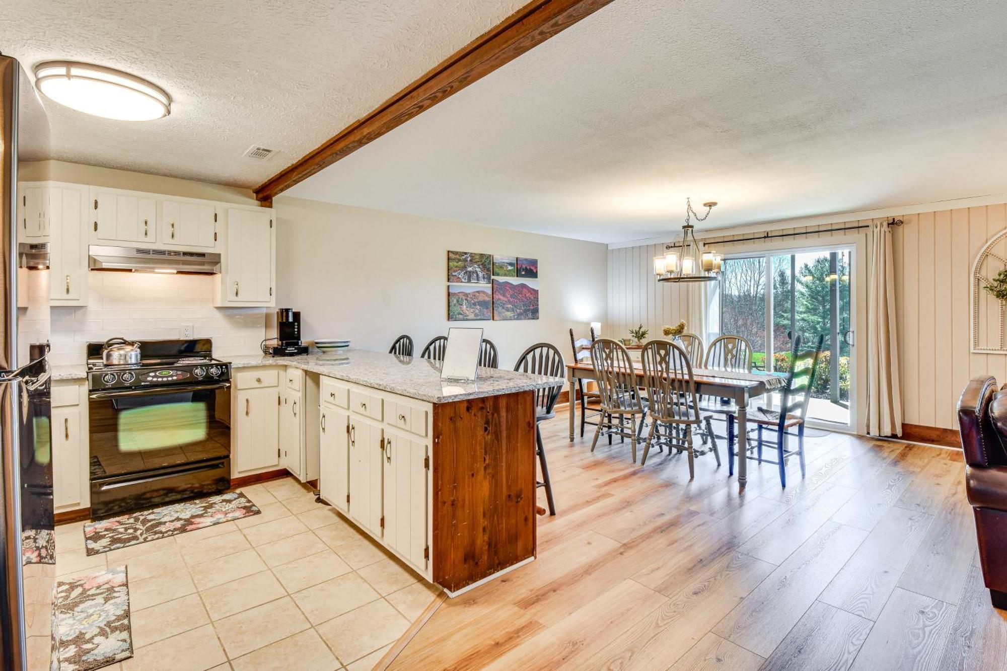 Newly Renovated Sky Valley Condo With Mountain Views Exterior photo