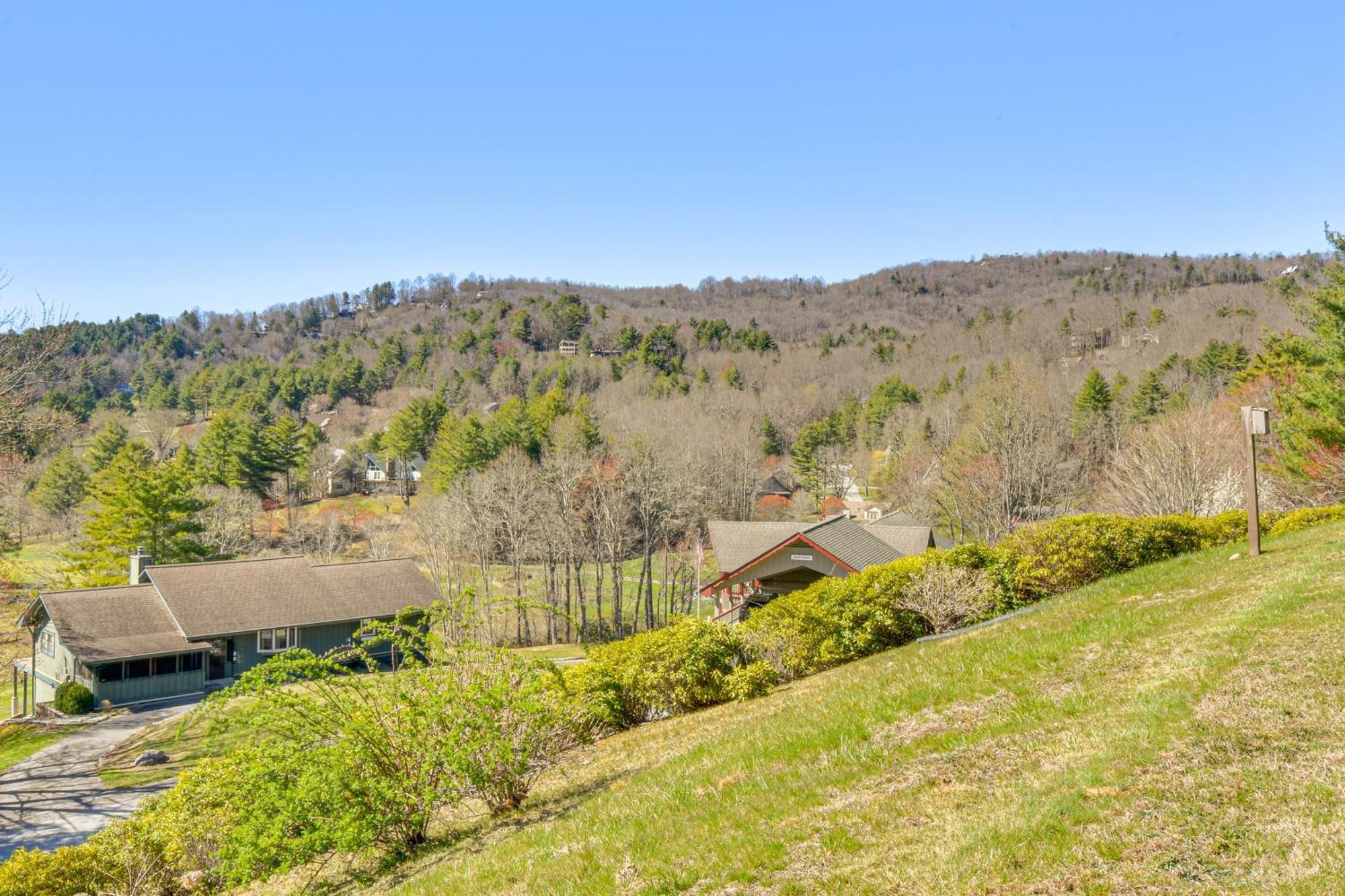 Newly Renovated Sky Valley Condo With Mountain Views Exterior photo